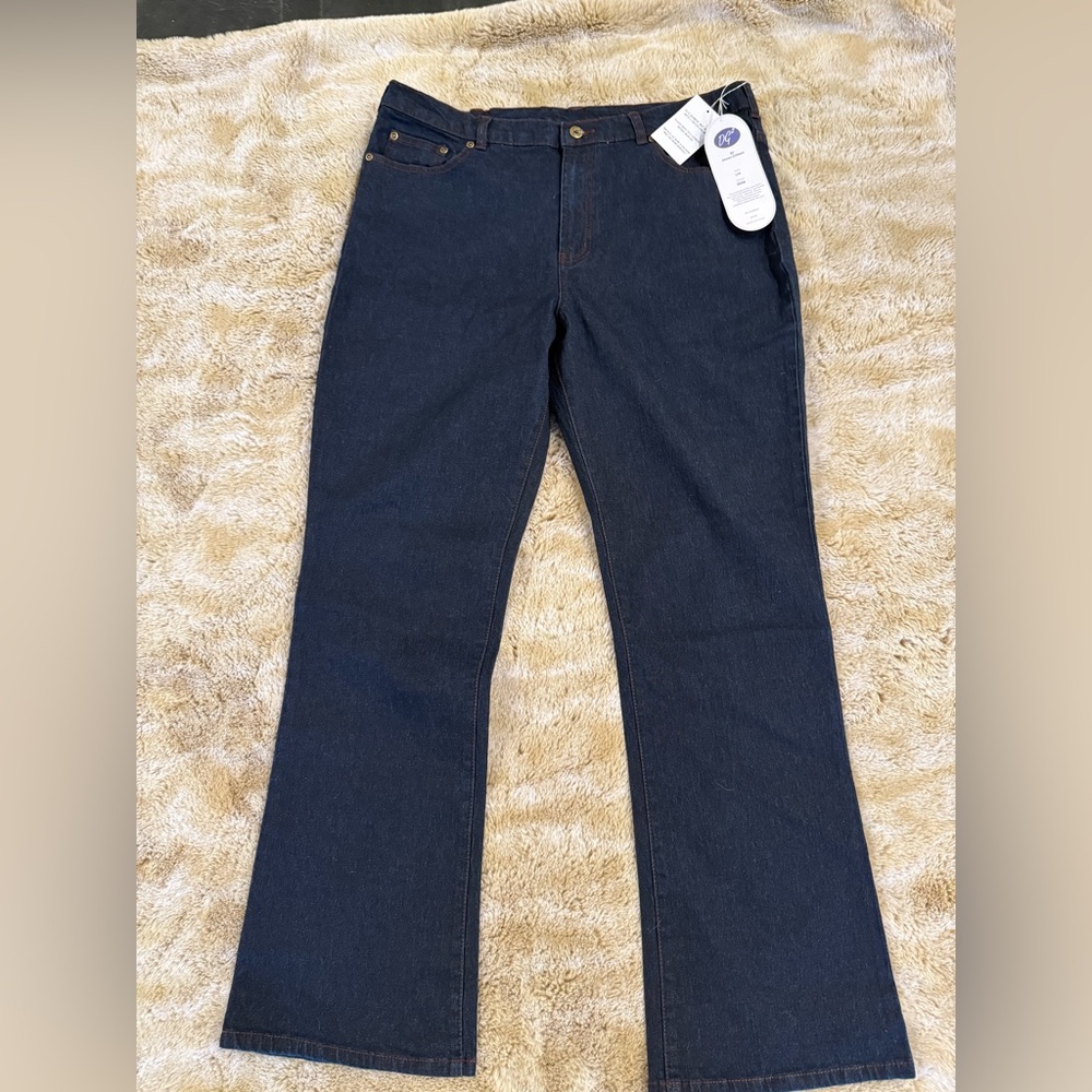 NWT DG2 by Diane Gilman Sz 16W Jeans Dark Wash Stretch Waist Bootcut Style 80046